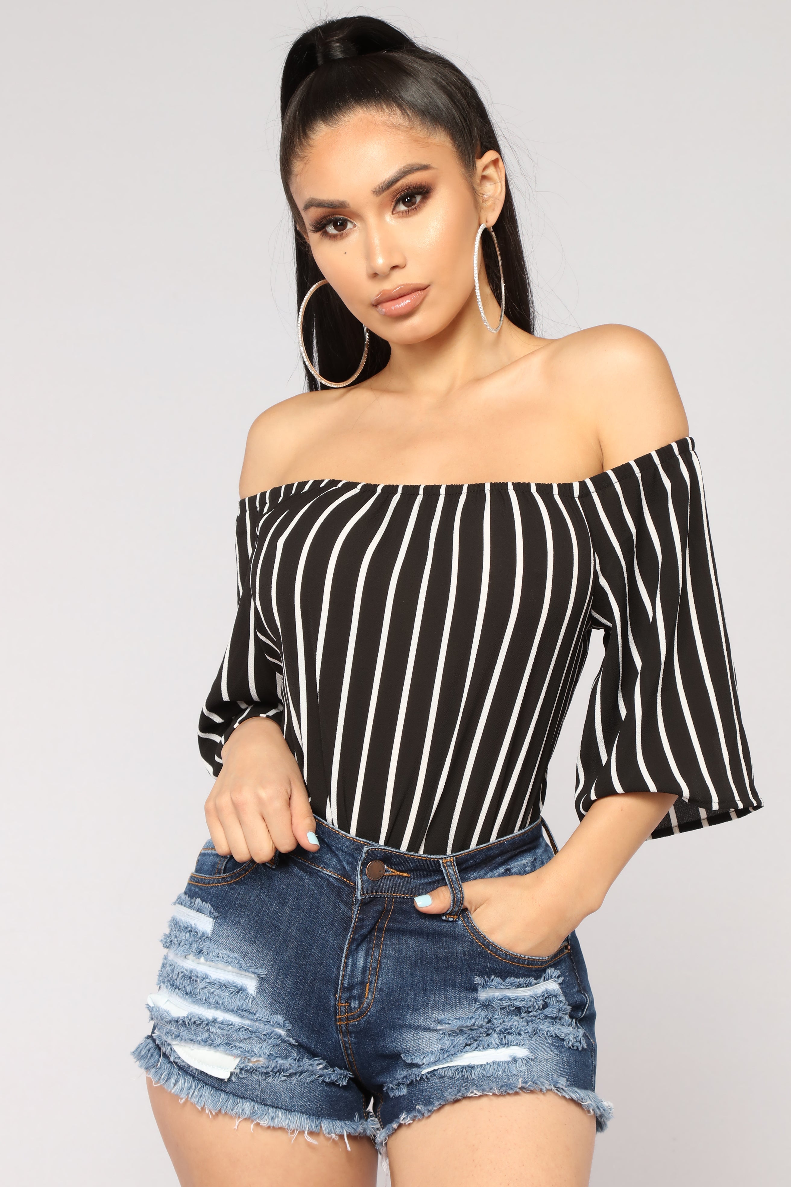 Edyth Off Shoulder Top - Black/White