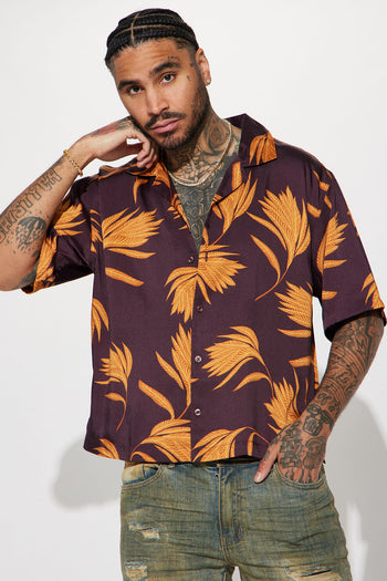 Men's Flowers Blooming Cropped Tapestry Short Sleeve Button Up Shirt Size Large by Fashion Nova