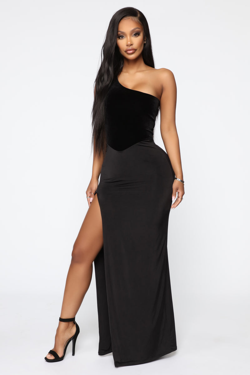 one sleeve black maxi dress