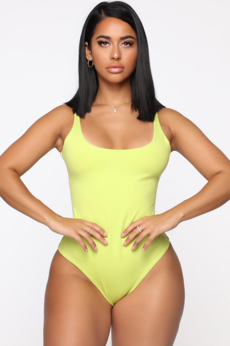 FASHION NOVA