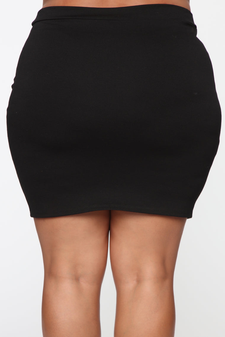Feeling Exposed Mini Skirt - Black – Fashion Nova