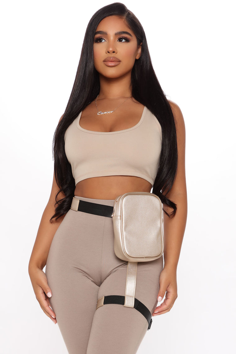 fashion nova fanny packs