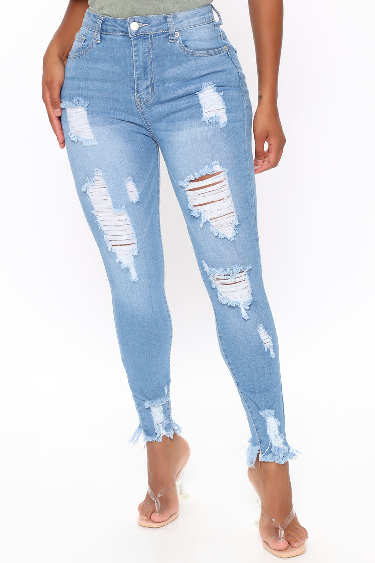 light blue distressed skinny jeans