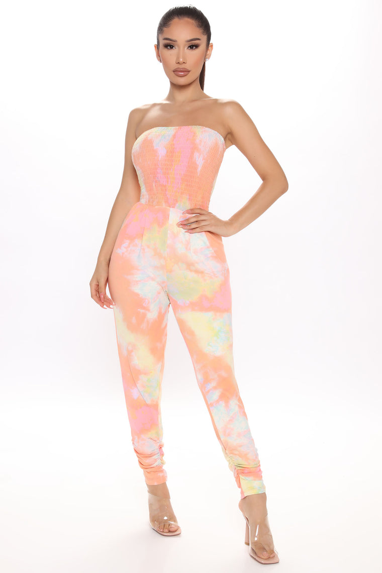 tie dye jumpsuit fashion nova