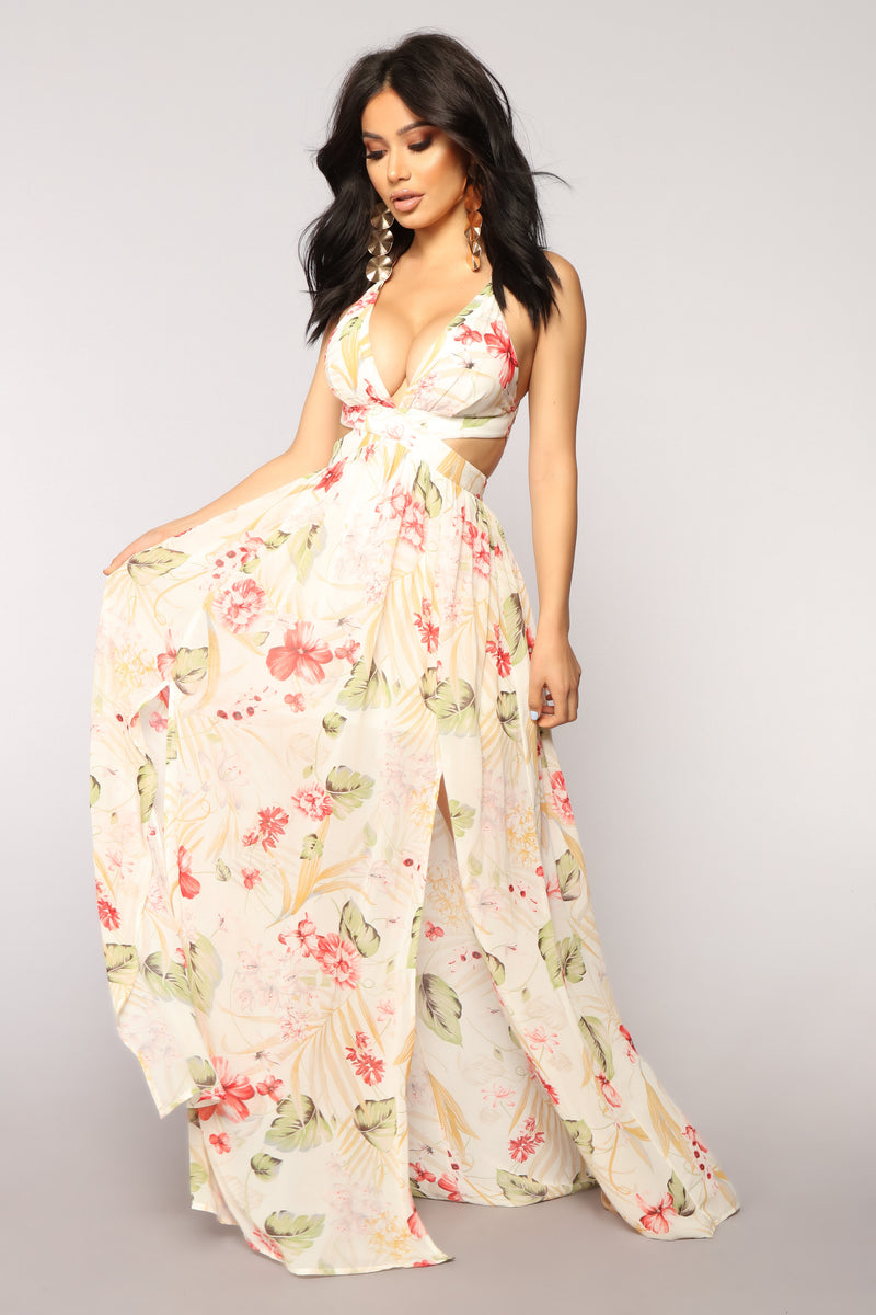 fashion nova maxi dress with sleeves