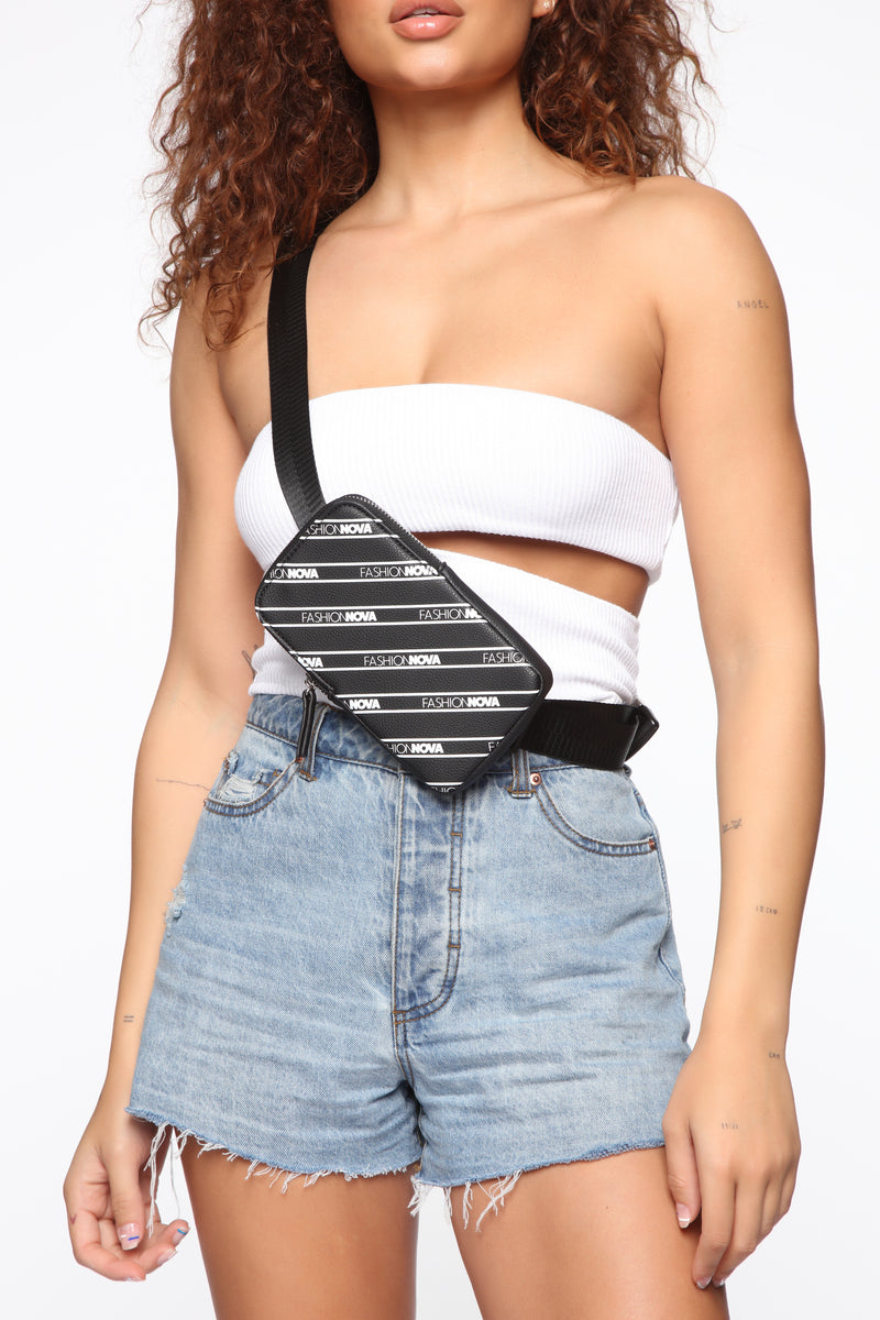 leg bag fashion nova