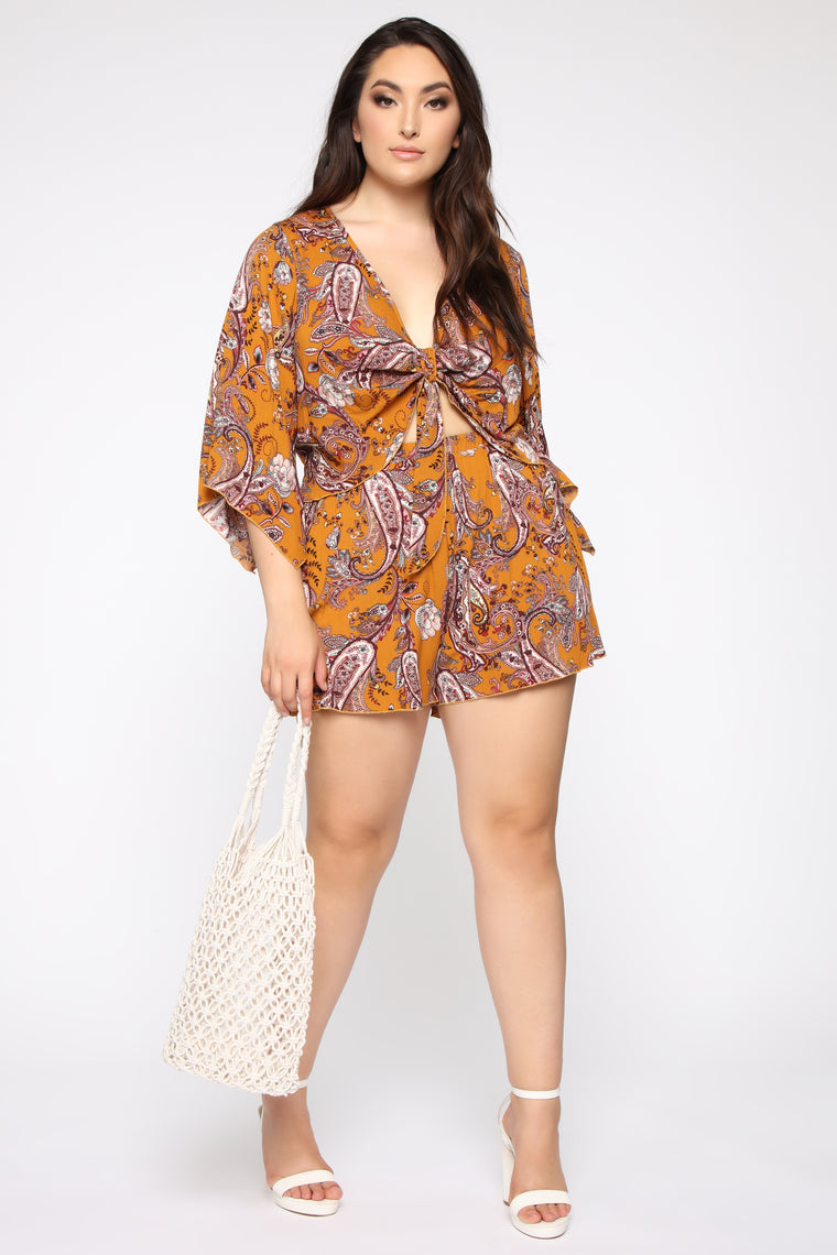 fashion nova plus size sets