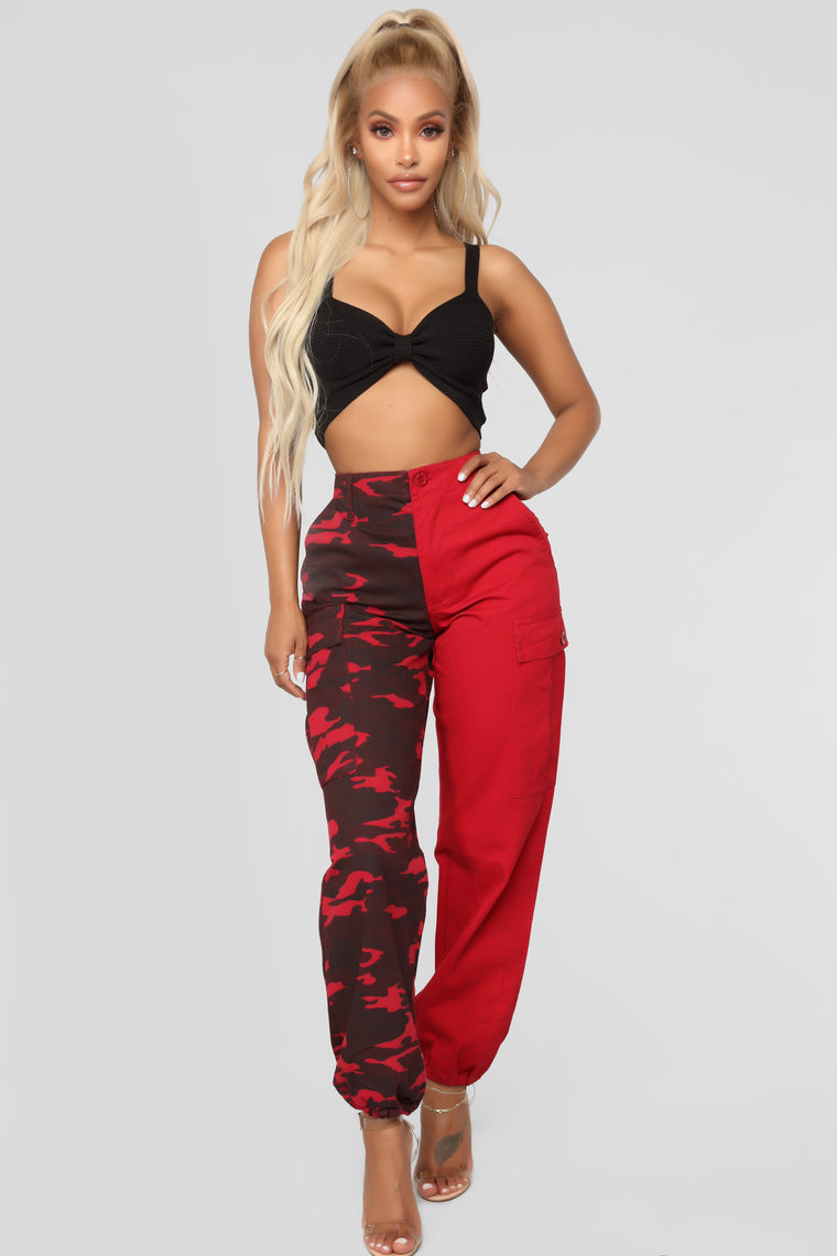 red cargo pants outfit