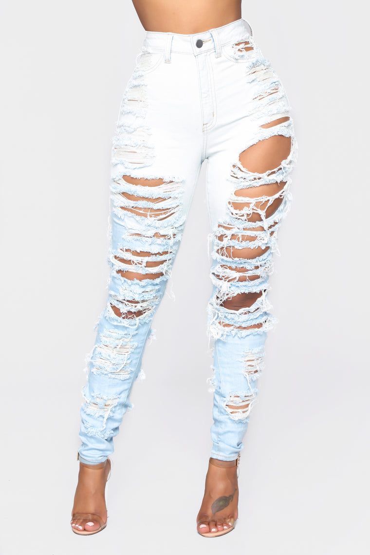 fashion nova jeans with rips in the back