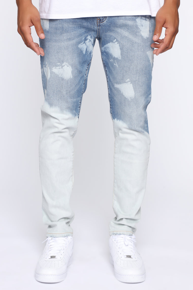 bleached jeans outfit