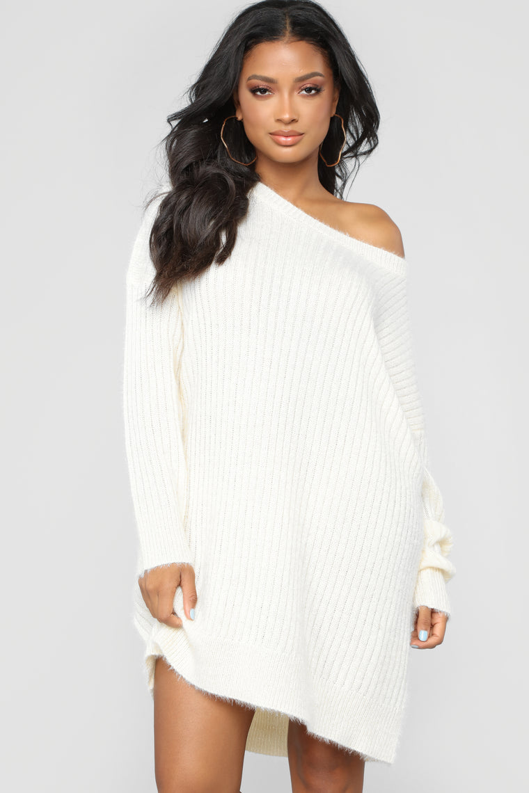 white tunic sweater