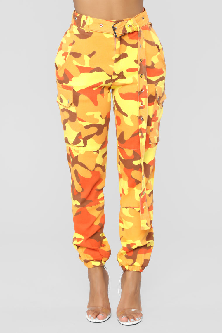 Determined Cargo Pants - Yellow