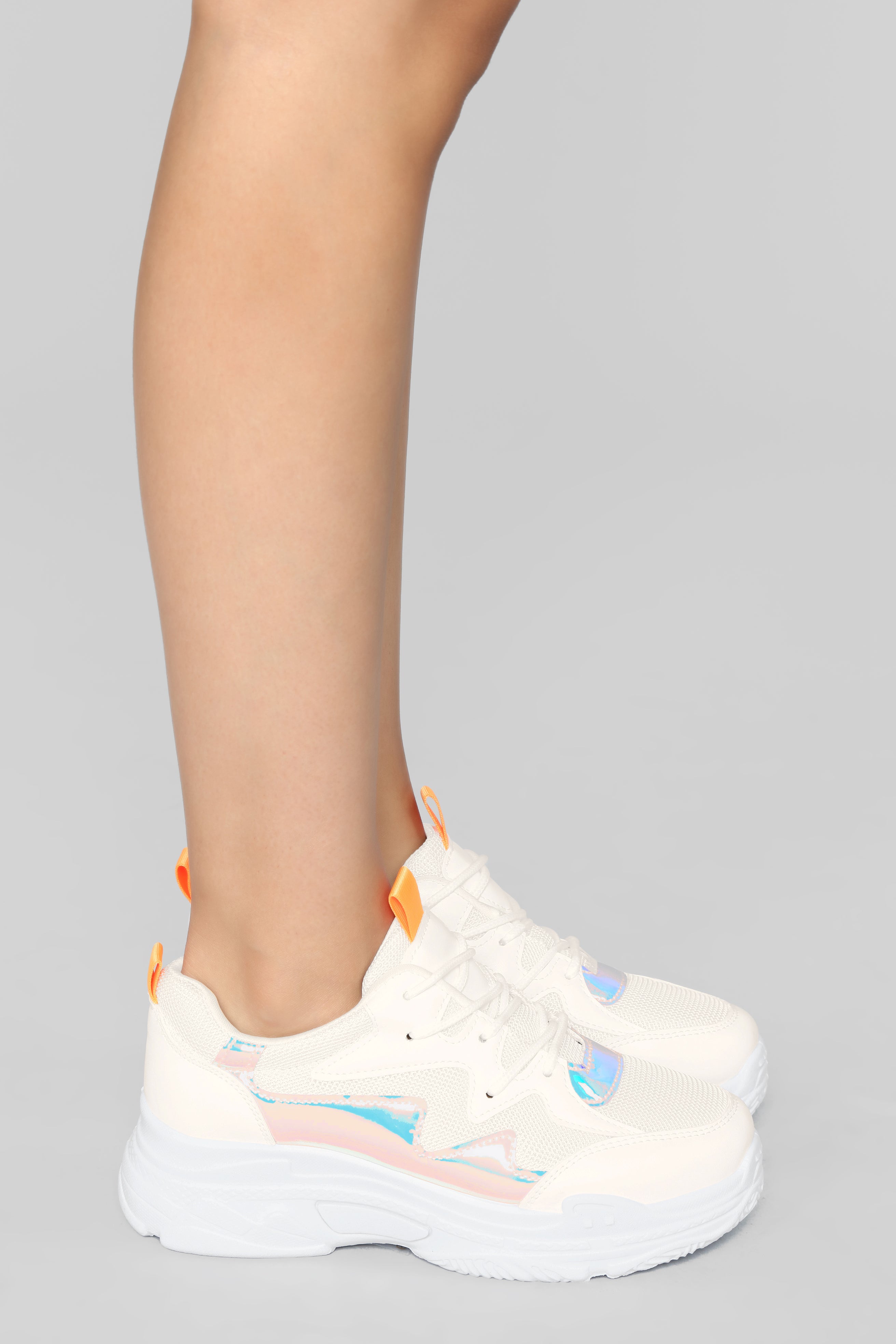 Gotta Be On The Run Sneaker - White – Fashion Nova