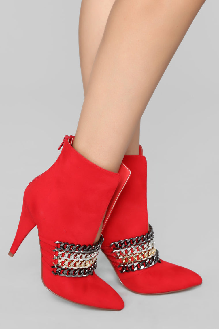 fashion nova red shoes