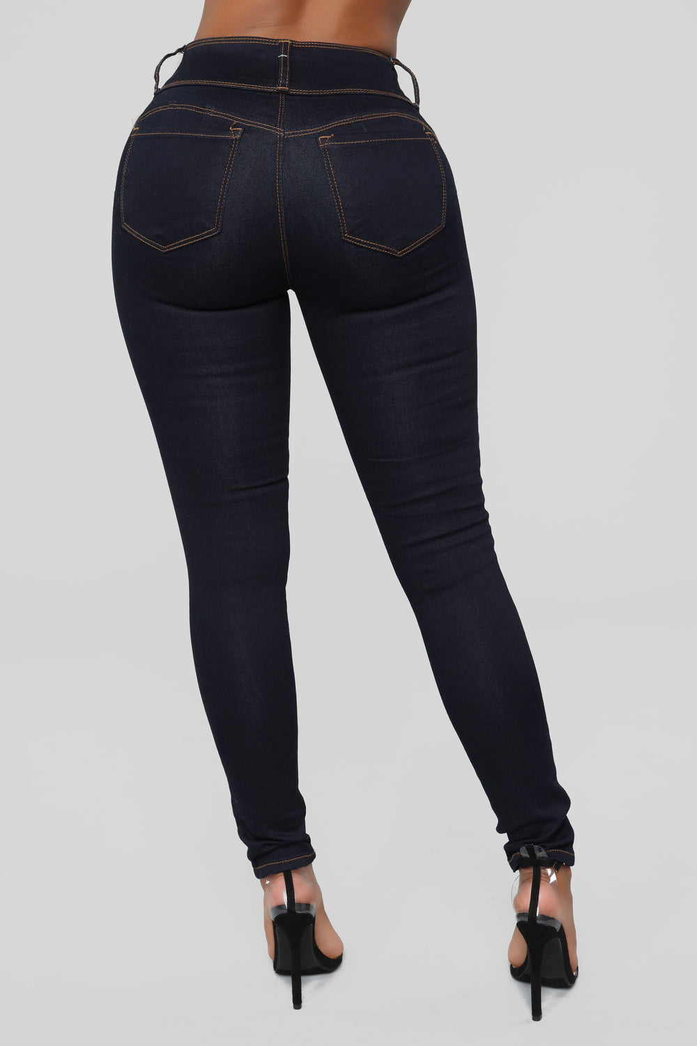 Round Of Applause Booty Shaped Jeans - Dark Denim