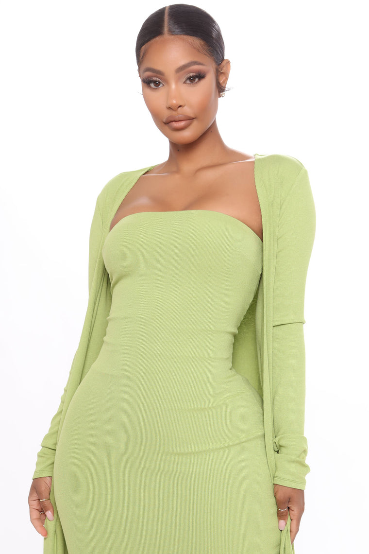 green ribbed dress