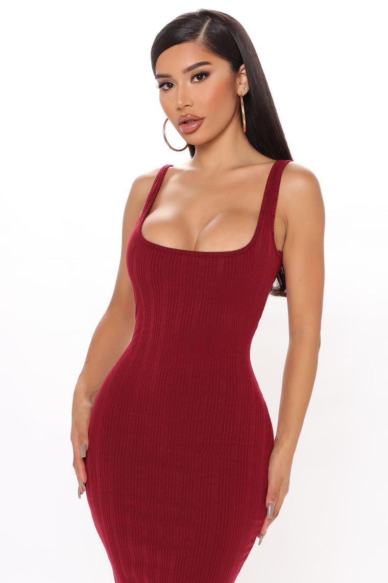 ribbed burgundy dress