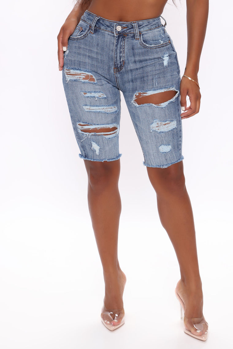 distressed knee shorts