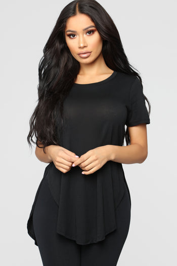 New York Color Block Chain Tunic Top - Black/White, Fashion Nova, Screens  Tops and Bottoms