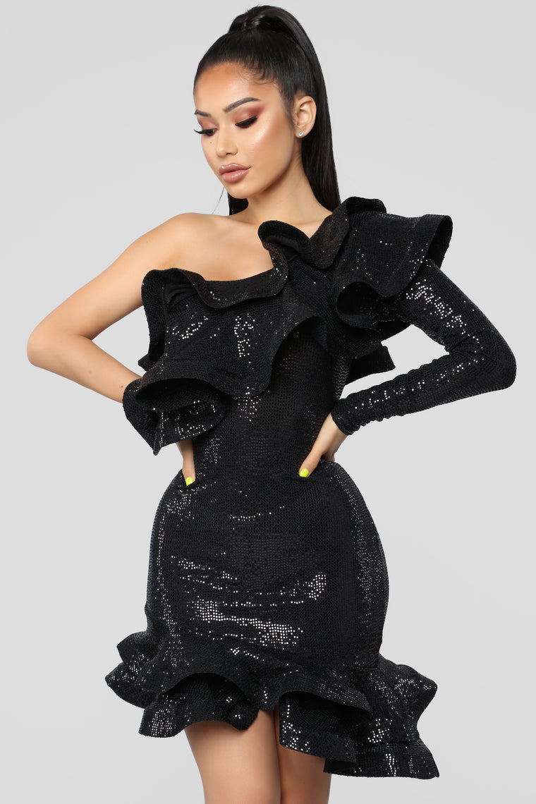 Throwin' Shade Ruffle Dress - Black 