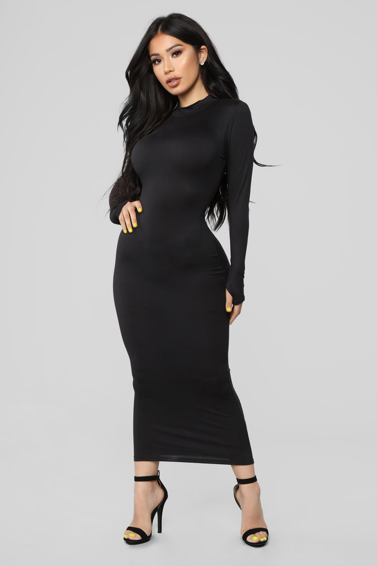 maxi black dress long sleeves