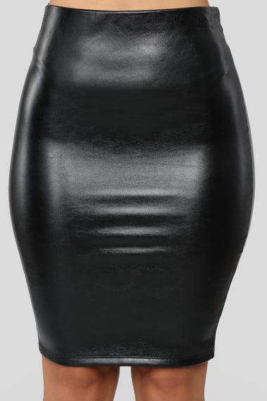 Simply Exquisite Faux Leather Skirt - Black – Fashion Nova