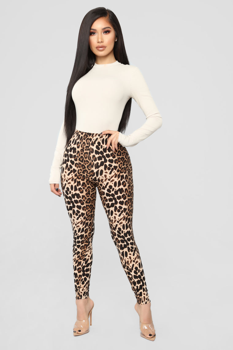 Show Them Your Spots Leggings - Leopard