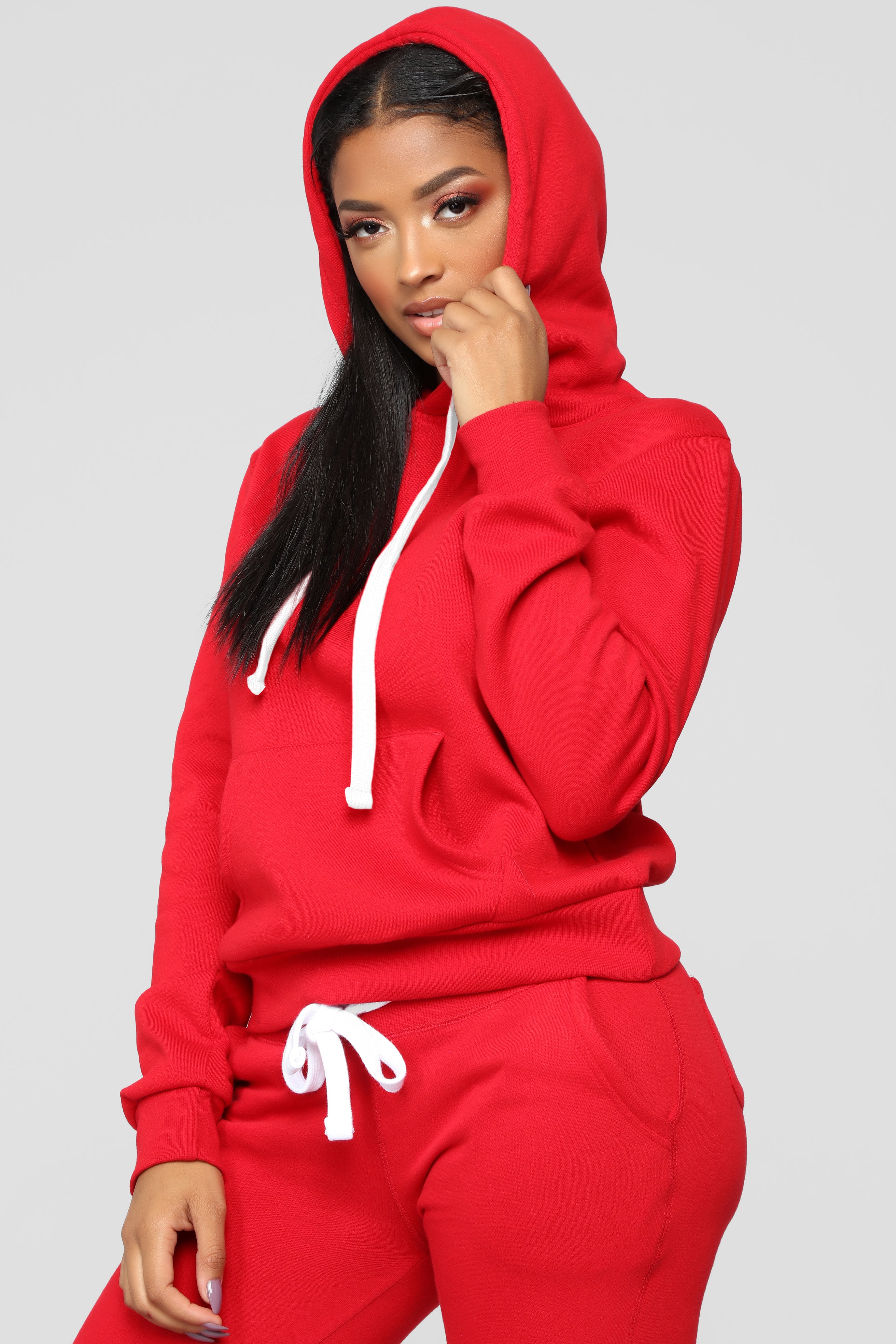 Relaxed Vibe Solid Hoodie - Red – Fashion Nova