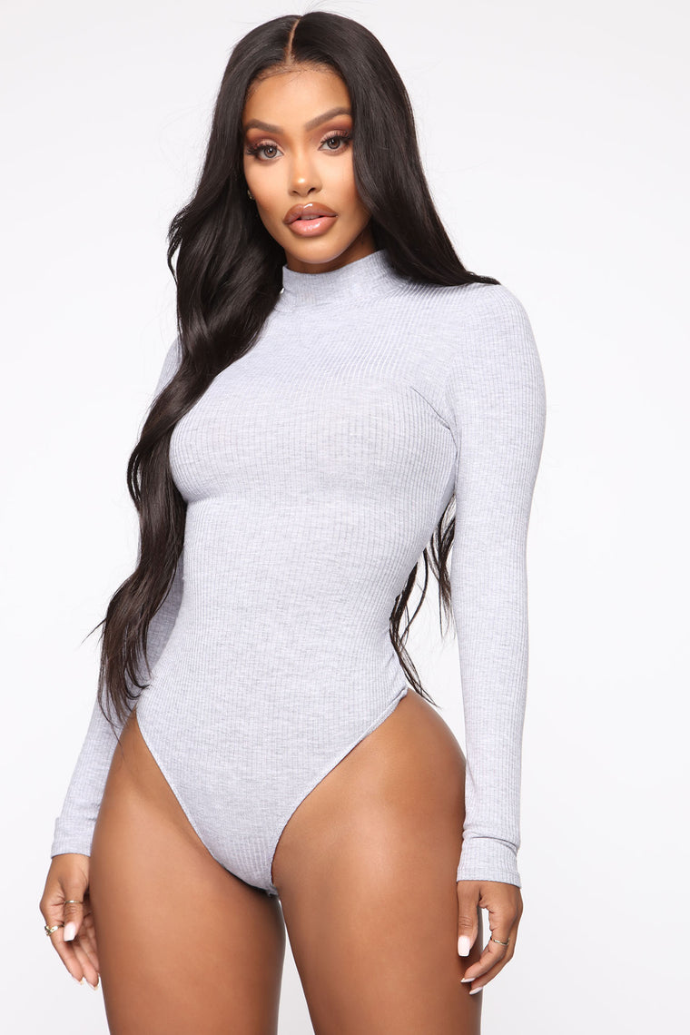 FASHION NOVA