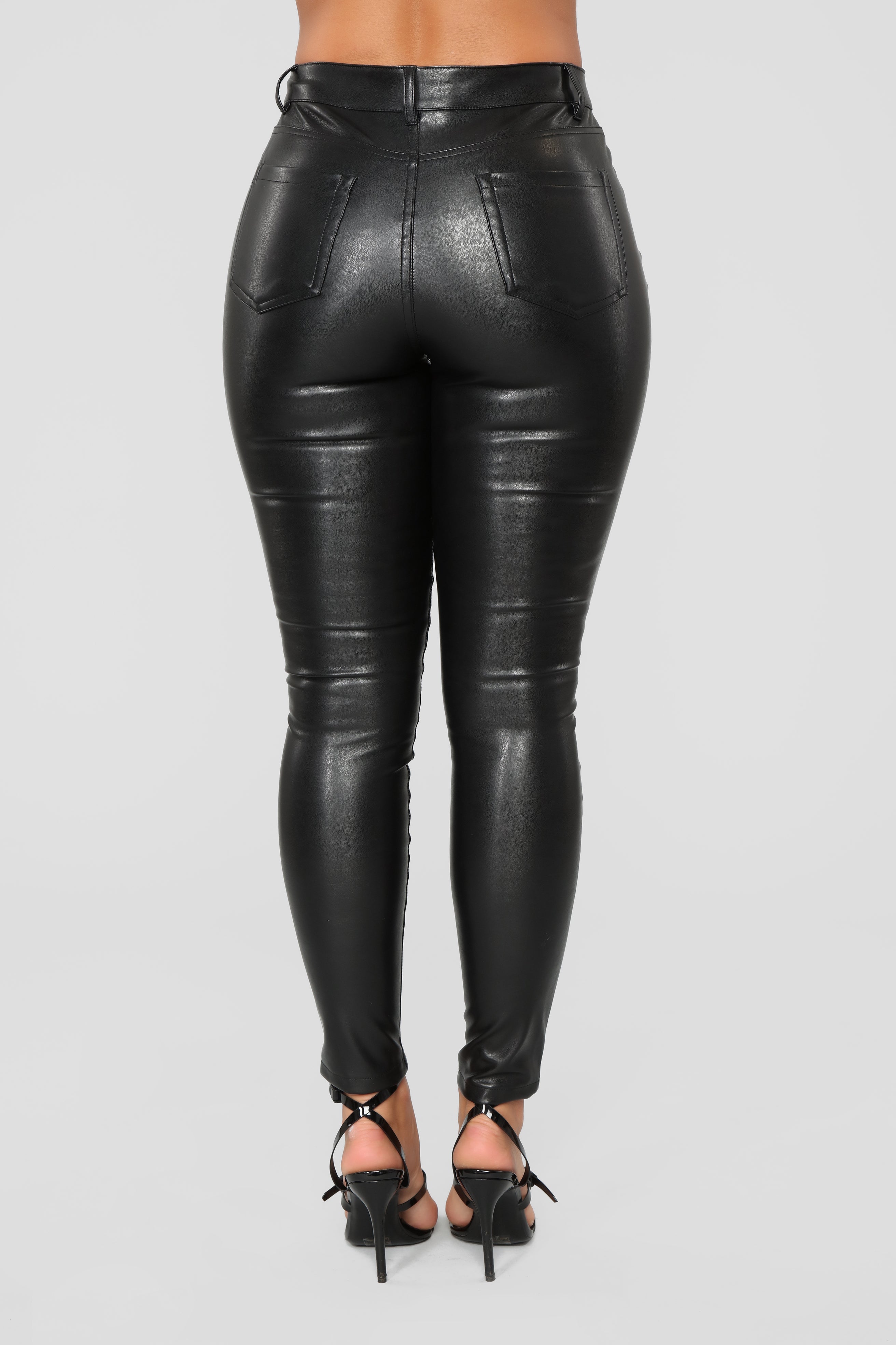 Take The Highway Faux Leather Pants - Black – Fashion Nova