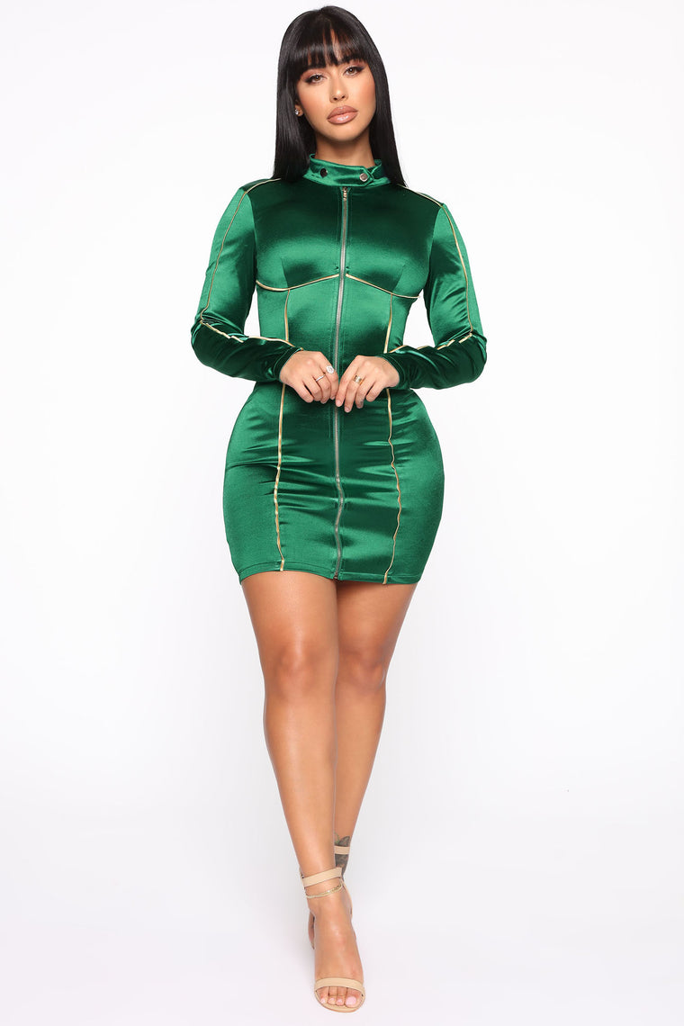 emerald green dress fashion nova