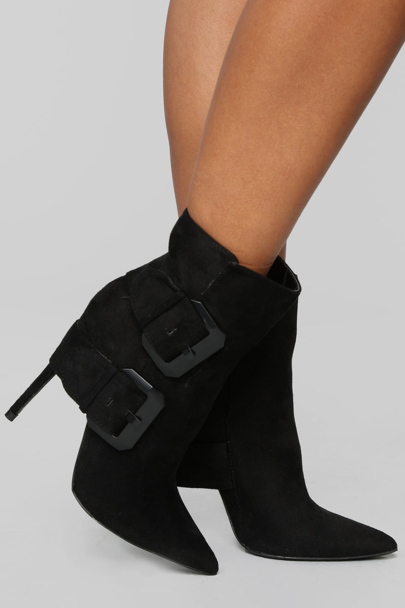 Perfectly Imperfect Heeled Boot - Black 