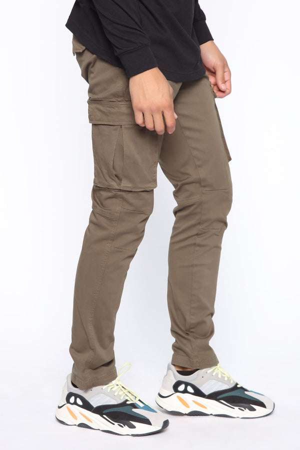 olive cargo joggers mens