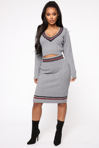 Preppy Feelings Sweater Set - Grey – Fashion Nova