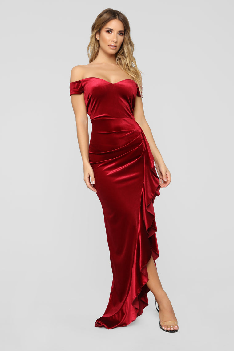 Bethanie Off Shoulder Maxi Dress - Ruby, Dresses | Fashion Nova