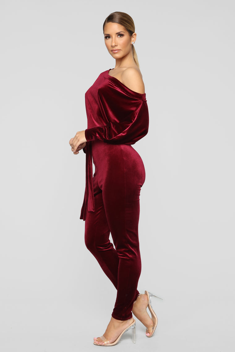 Pro Lounger Velvet Jumpsuit - Burgundy – Fashion Nova