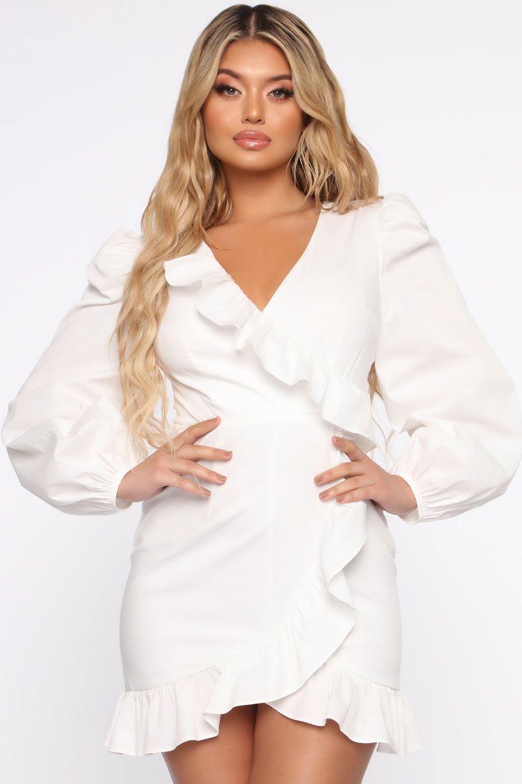 white dresses on fashion nova