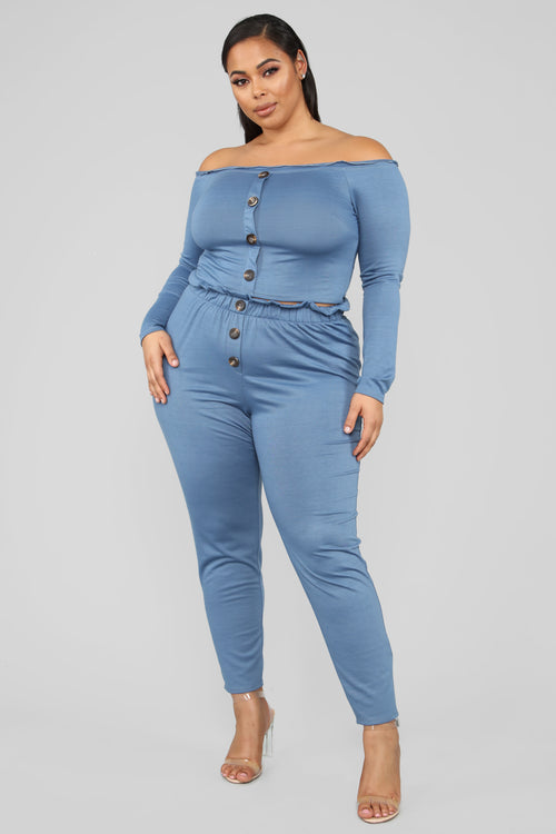 Plus Size & Curve Clothing | Womens Dresses, Tops, and Bottoms