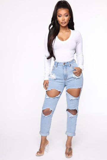 Discover Distressed Jeans Flattering Affordable In All Sizes Fashion Nova