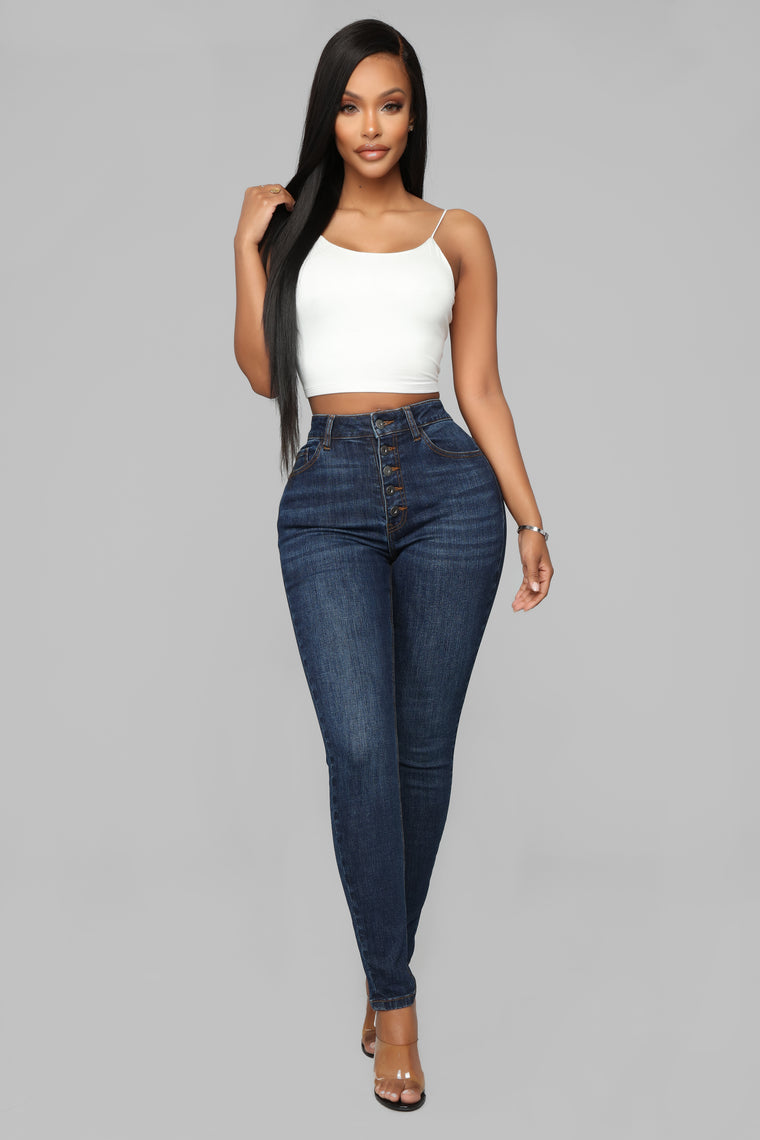 fashion nova jeans on skinny girl