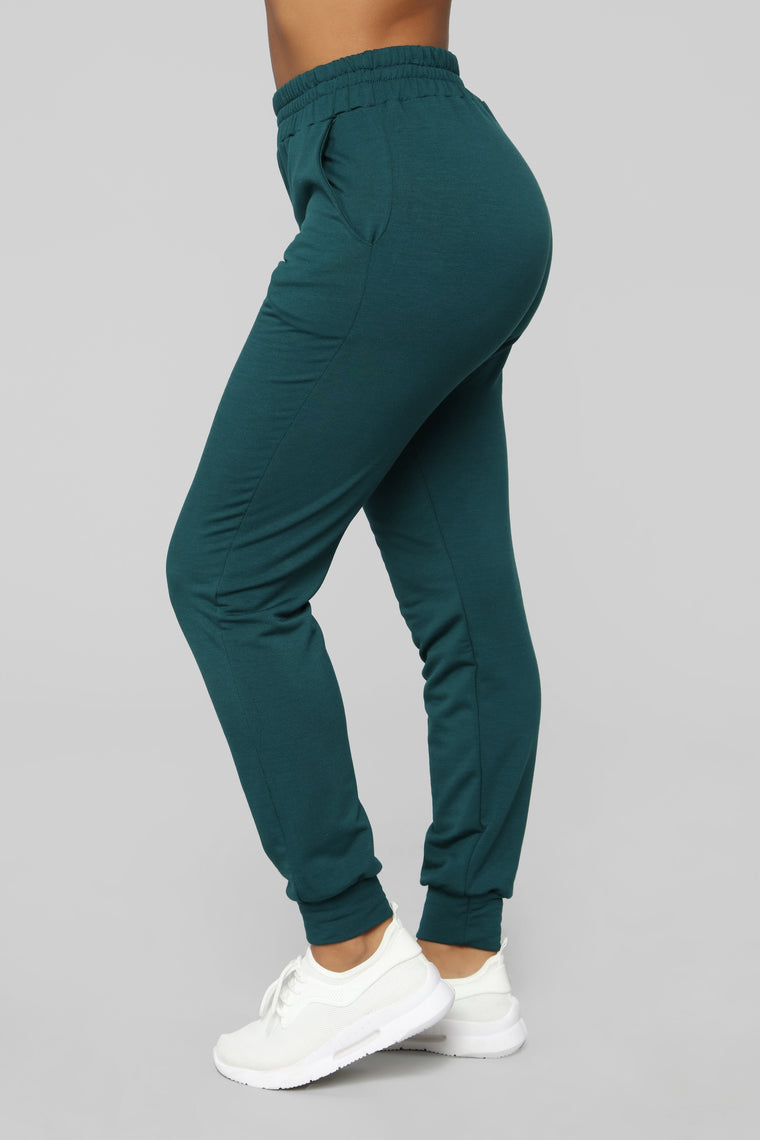 hunter green jogger pants