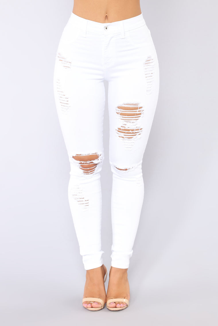 white jeans fashion nova