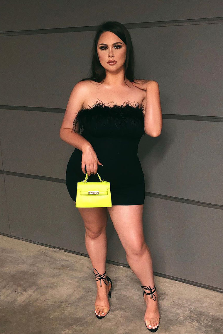 fashion nova leg bag