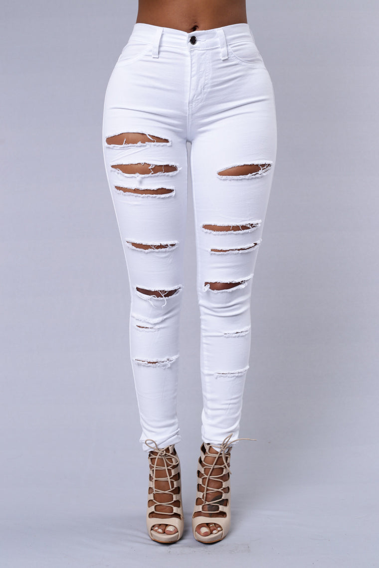 white jeans fashion nova