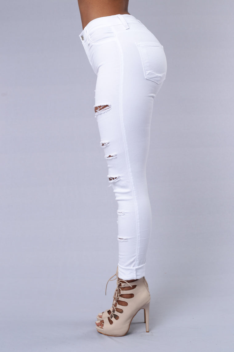 Slash and Burn Jeans - White – Fashion Nova