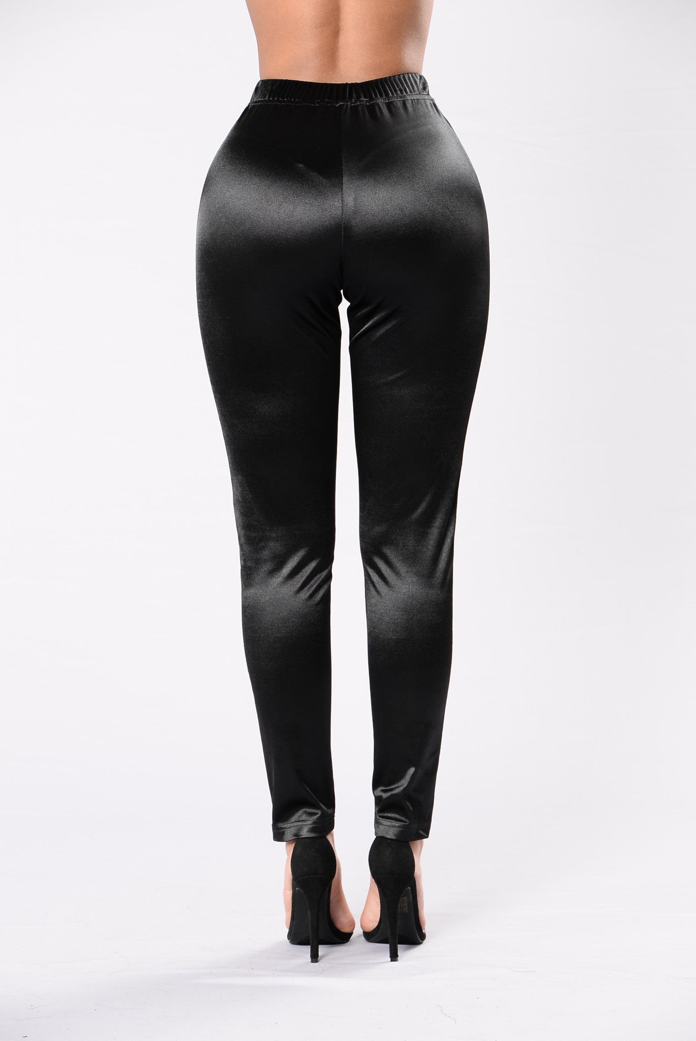 Super Bass Leggings - Black