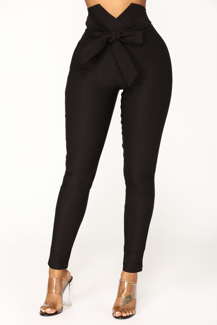 black pants outfits for ladies