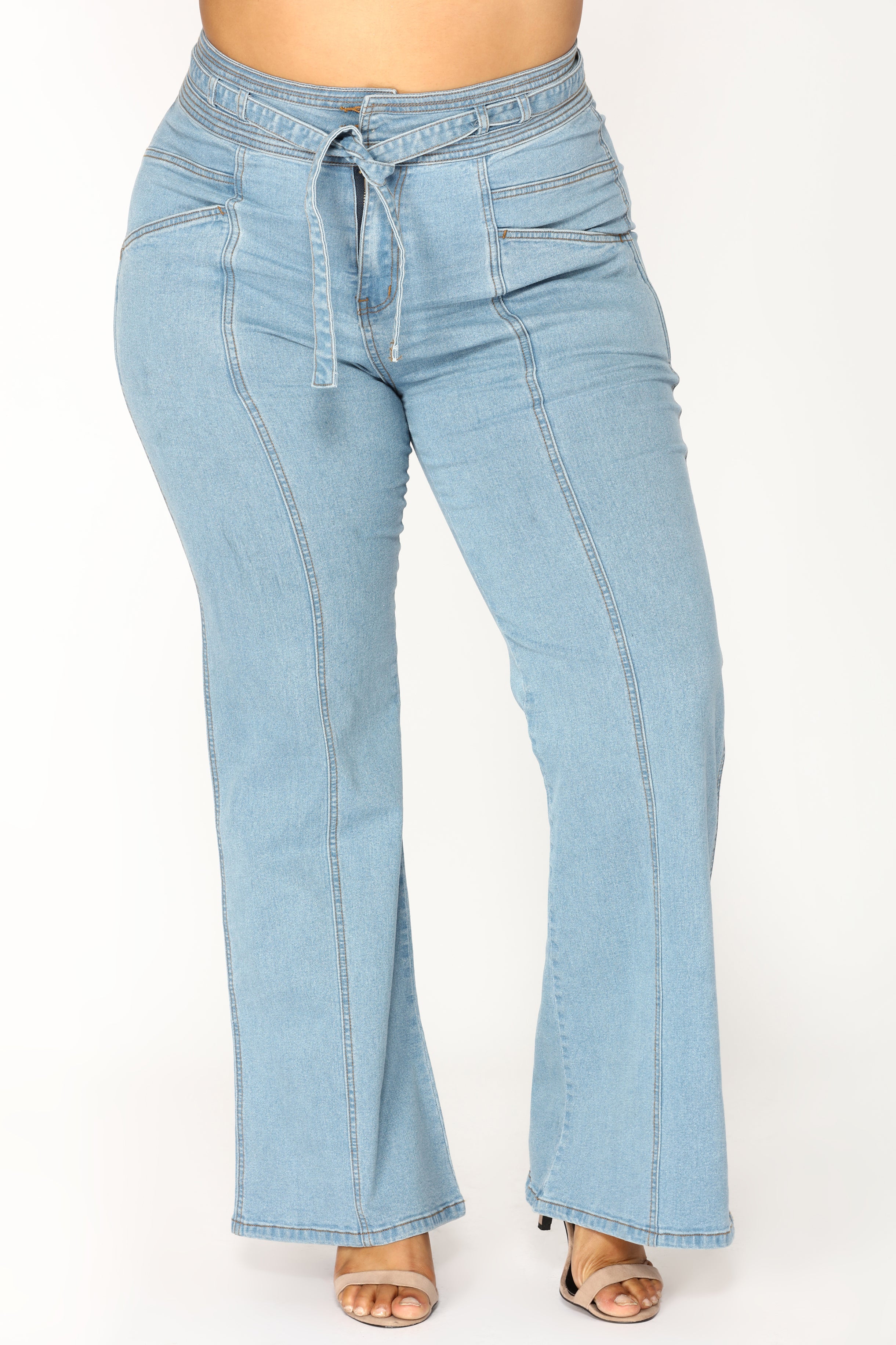 Feel the Funk Bell Bottom Jeans - Medium Blue Wash – Fashion Nova