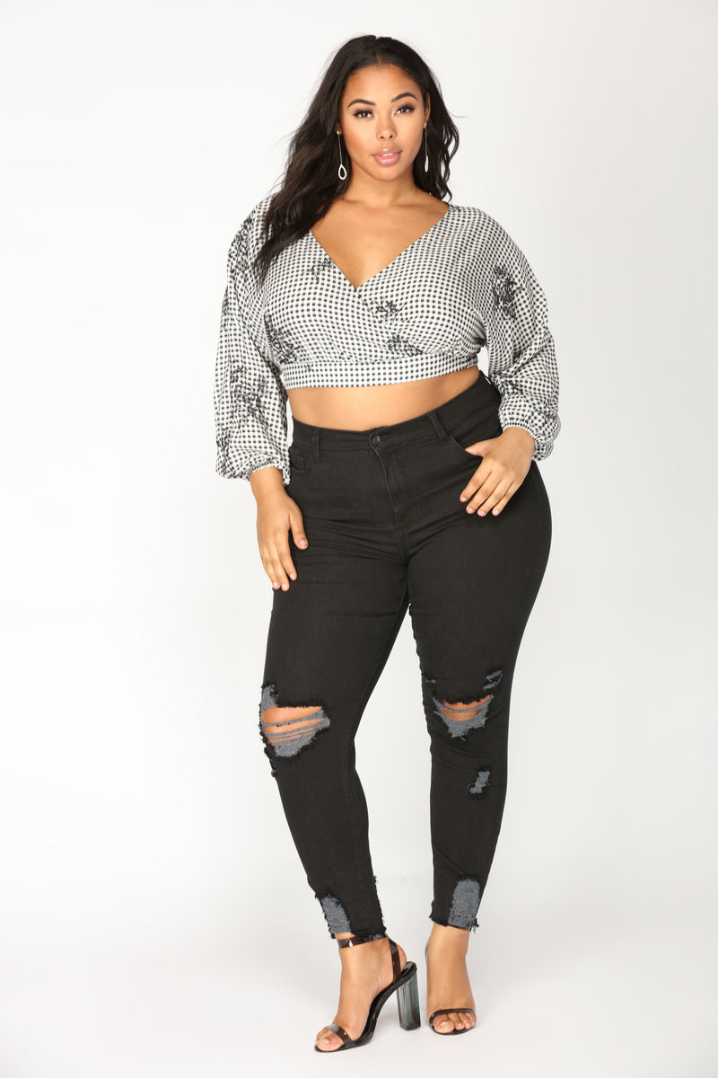 plus size fashion nova jeans