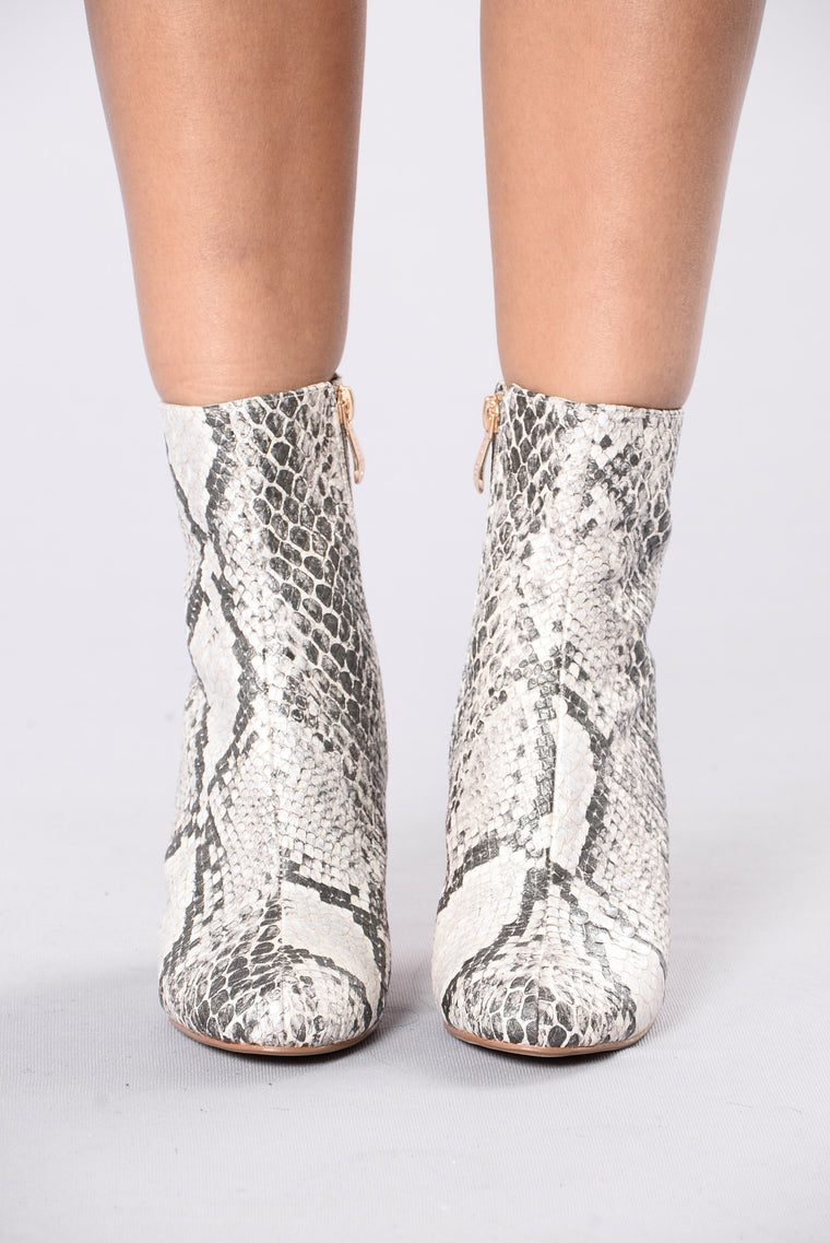 fashion nova snakeskin boots